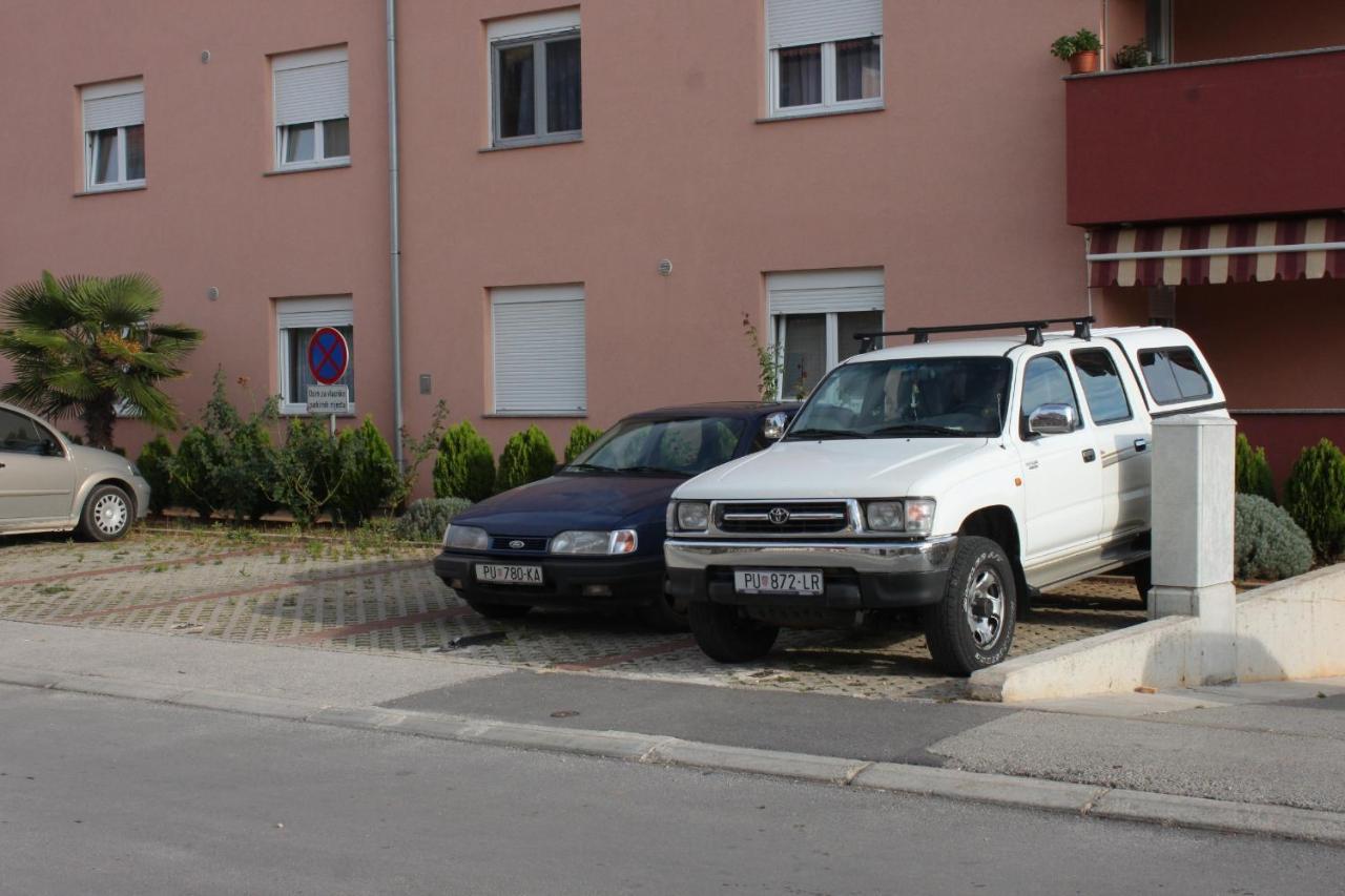 With A Parking Space - 7340 Pula