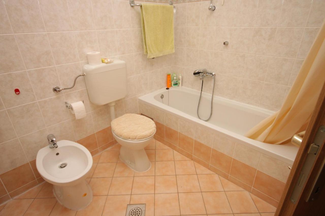 Apartma With A Parking Space - 7340